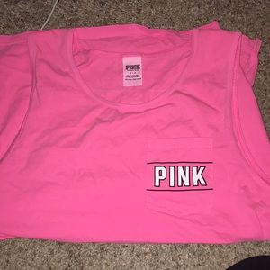 vs pink tank